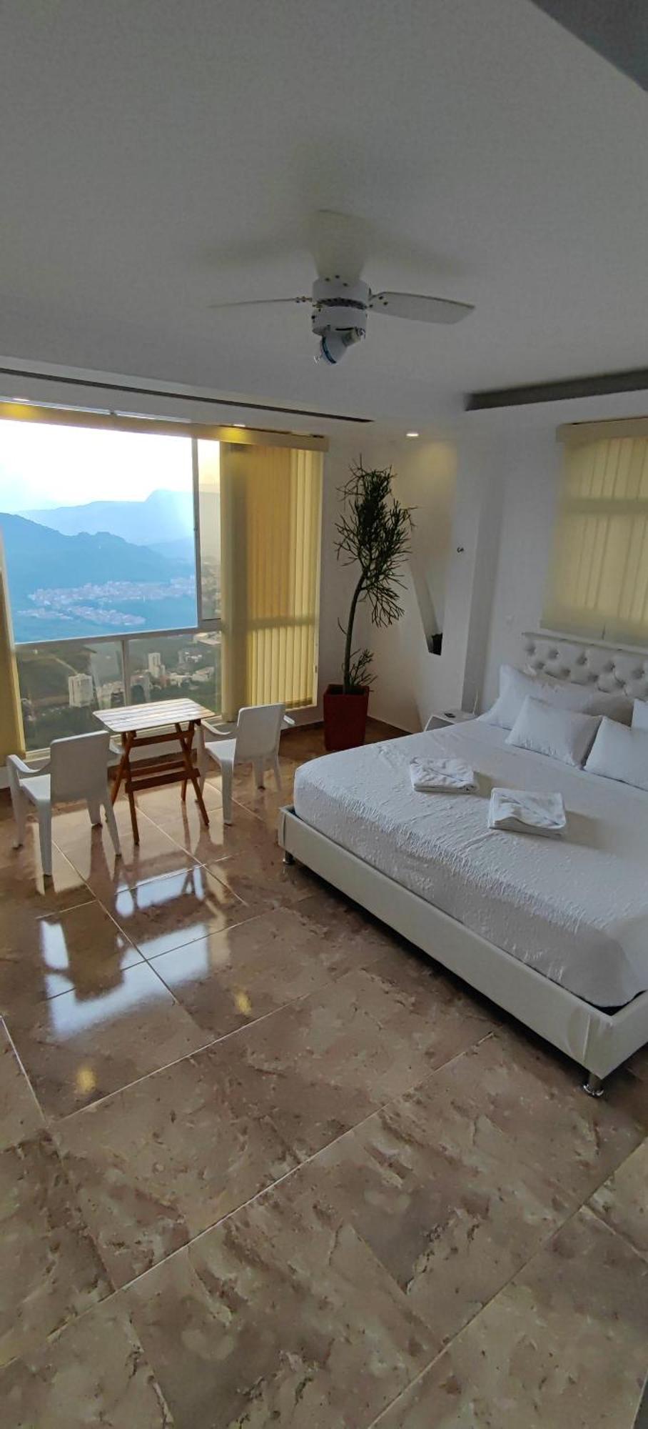 Hotel El Gran Mirador De ซานกิล ภายนอก รูปภาพ